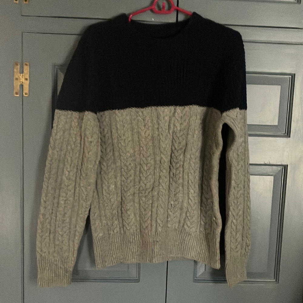 J Crew Men's Blue and Gray Cable Knit Sweater